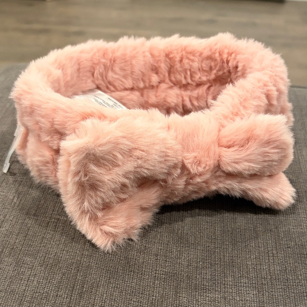 Claire’s Plush Spa Headband - NWT!    pink fuzzy makeup beauty hair headbands